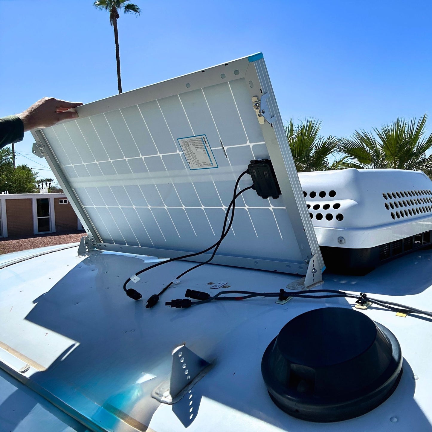 Radius Mount™ – Pivoting Quick Release, Drill-Free VHB Solar Panel Mounting System for Airstreams and Curved RV Roofs